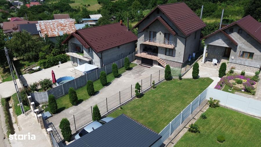 Casă cu 4 camere cu Teren 464 Mp în Central