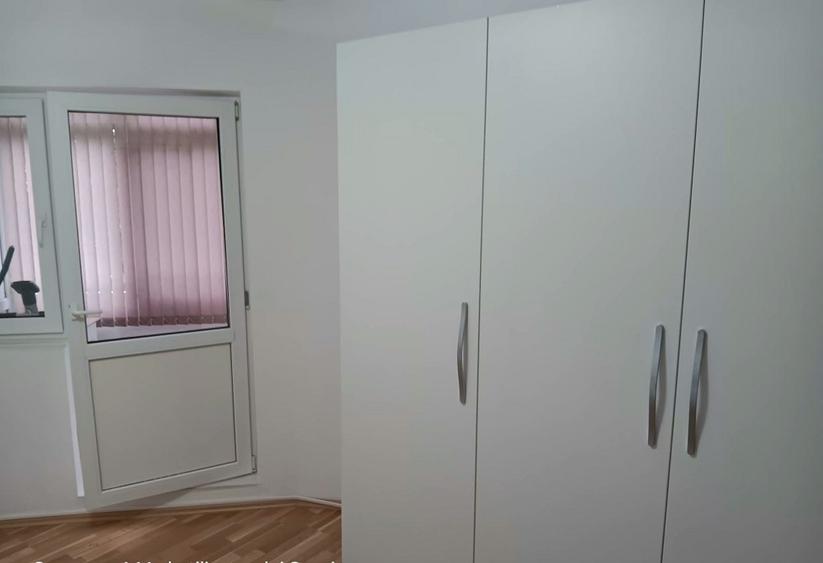 Apartament cu 2 camere decomandat în Nicolina