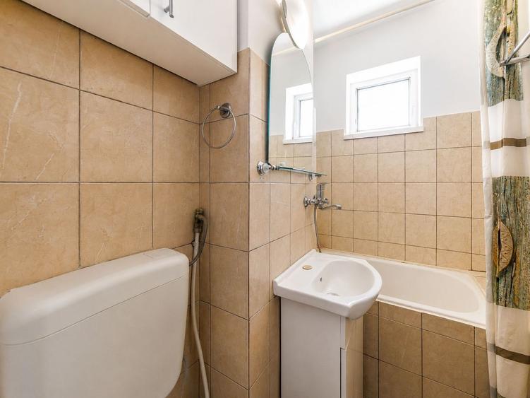 Apartament cu 2 camere decomandat în Trivale