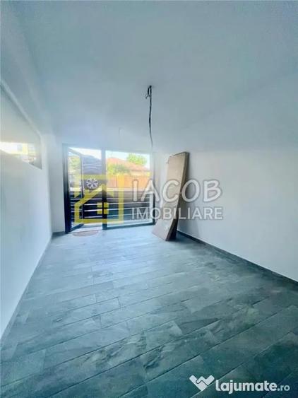 Spațiu comercial, de 250 mp, în Mioriței