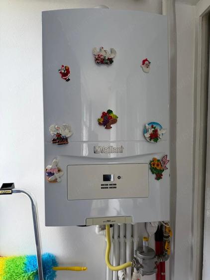 Apartament cu 2 camere decomandat în Micro 13