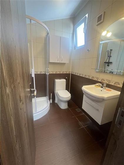 Apartament cu 4 camere decomandat, mobilat în Fundeni