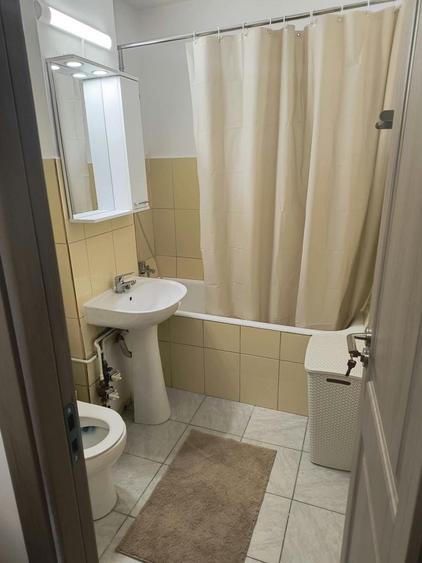 Apartament cu 2 camere decomandat în Sebastian