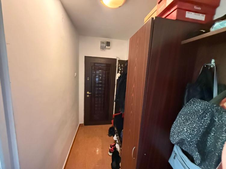 Apartament cu 2 camere semidecomandat, mobilat în Inel II