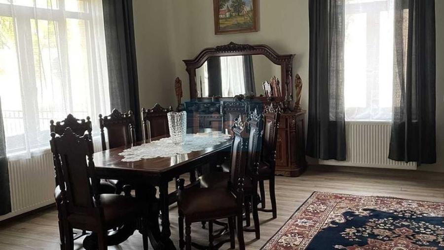 Casă cu 4 camere cu Canalizare în Titulescu