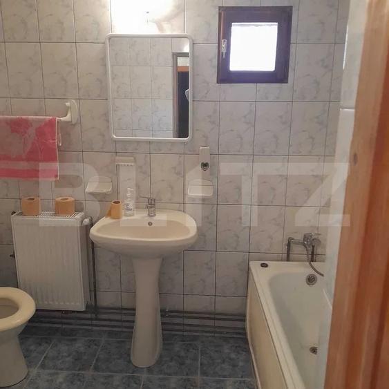 Casă individuală cu 3 camere cu Canalizare în Codlea