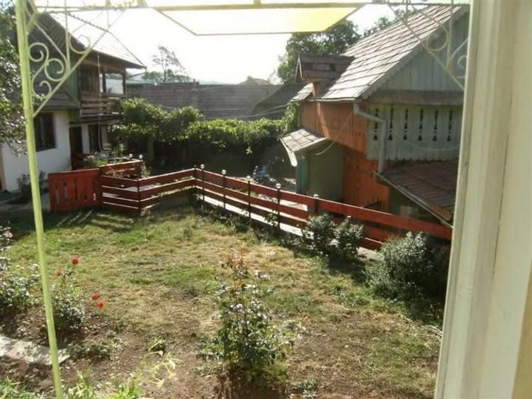 Casă cu 4 camere în Asău