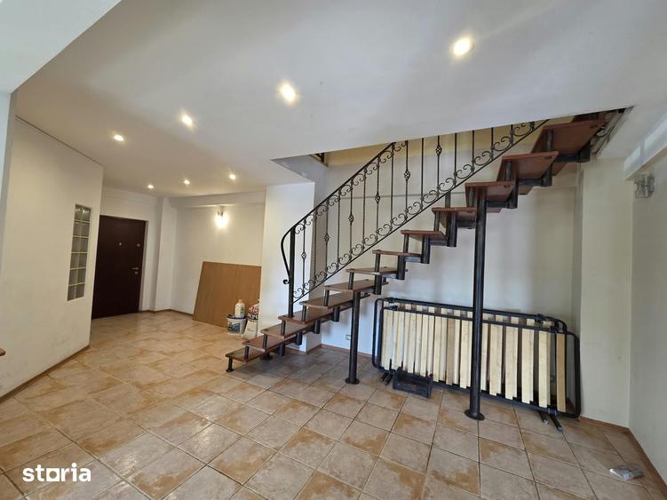 Apartament cu 4 camere în Ultracentral