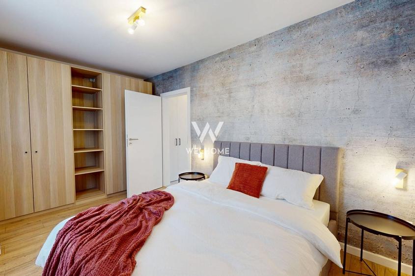 Penthouse cu 4 camere decomandat, mobilat în Exterior Vest