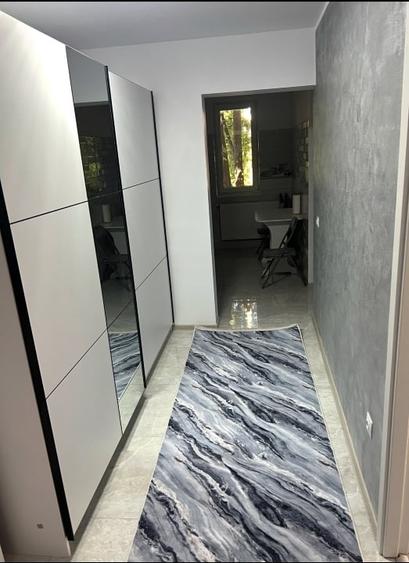 Apartament cu 2 camere decomandat în Micro 17