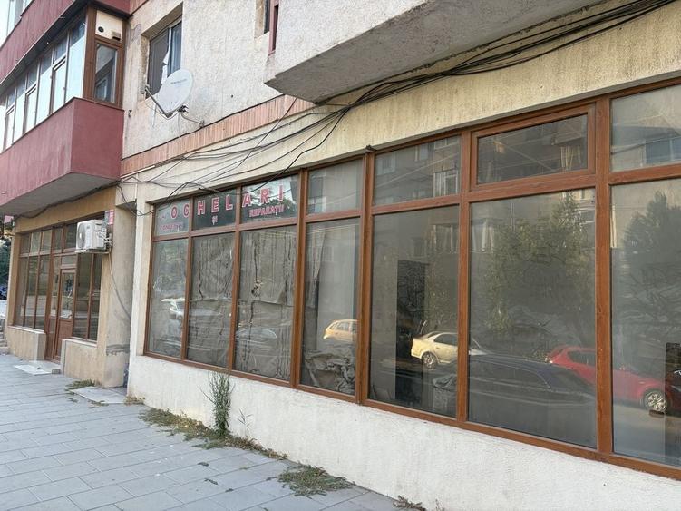 Spațiu comercial, de 55 mp, în Central