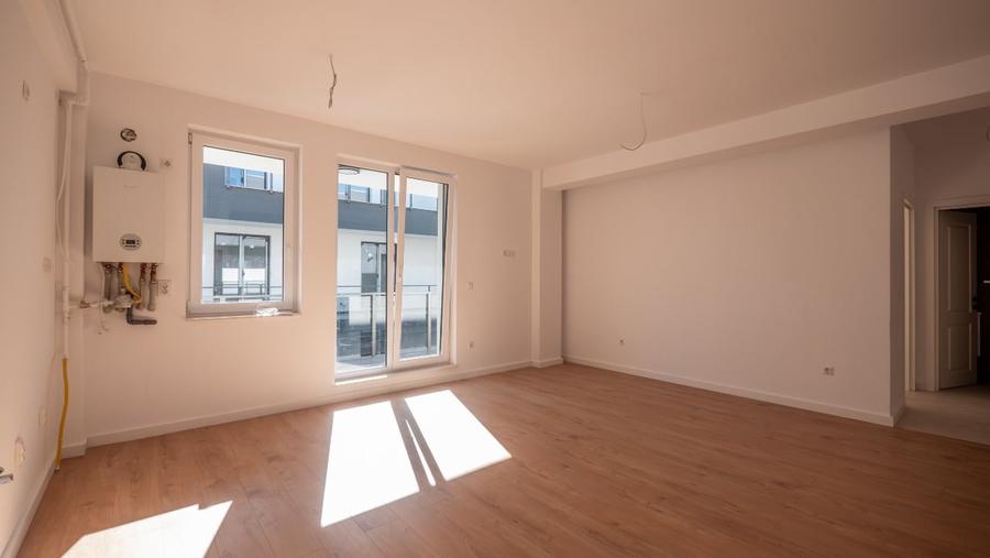 Apartament cu 2 camere semidecomandat în Independenței