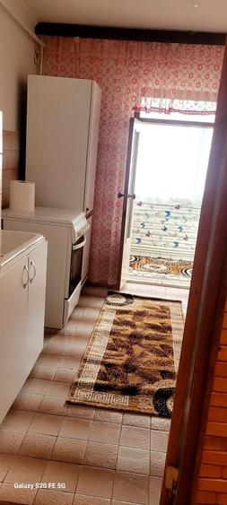 Apartament cu 2 camere decomandat în Micro 21