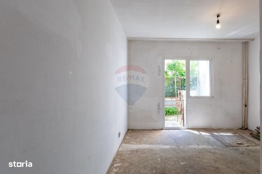 Apartament cu 3 camere decomandat în Letea