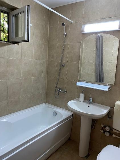 Apartament cu 2 camere decomandat, mobilat în Tomis Nord