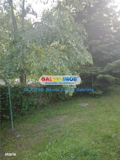 Casă cu 4 camere cu Teren 730 Mp în Izvoarele