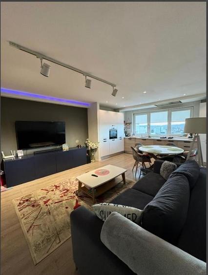 Apartament cu 3 camere decomandat, mobilat în Gării