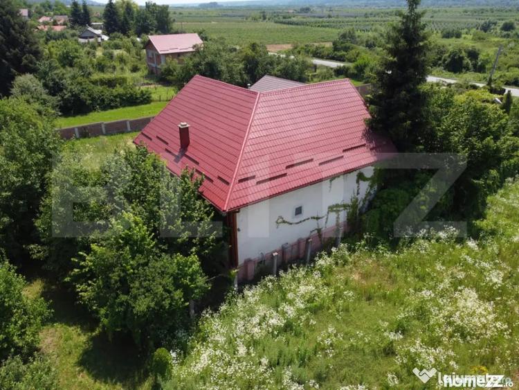 Casă cu 6 camere cu Teren 1108 Mp în Central