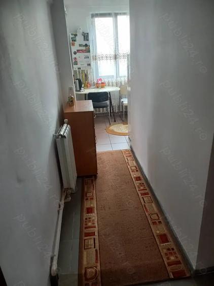 Garsonieră decomandată în Central