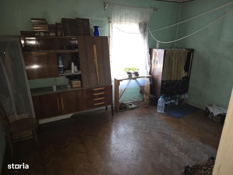 Casă cu 3 camere în Mureșeni