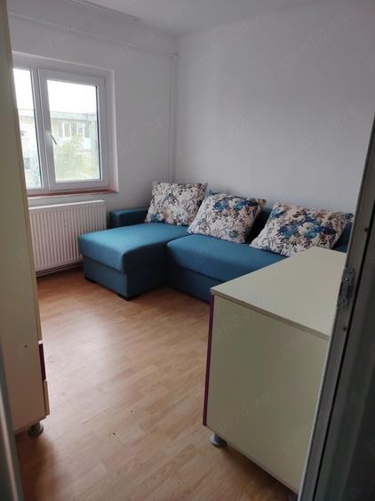 Apartament cu 3 camere decomandat în Micălaca