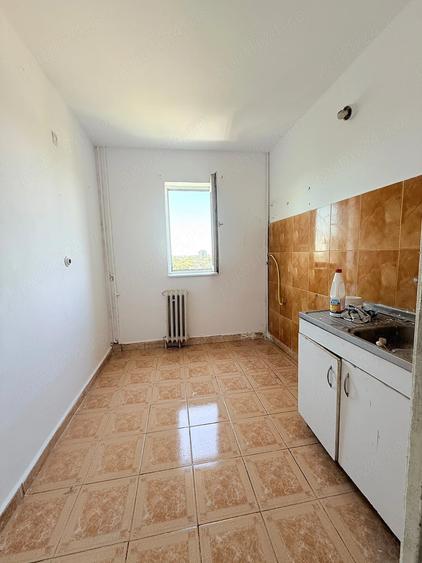 Apartament cu 2 camere decomandat în Vest