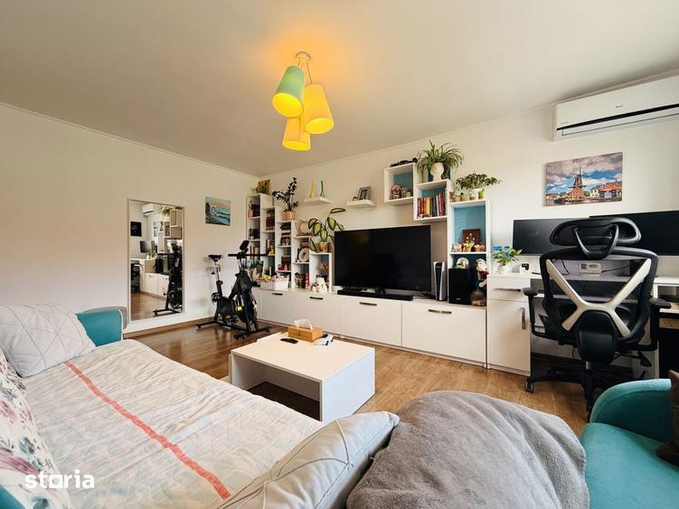 Apartament cu 3 camere decomandat, mobilat în Soarelui