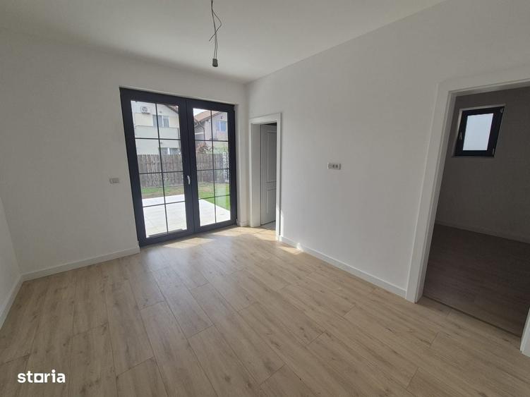 Casă cu 4 camere în Central