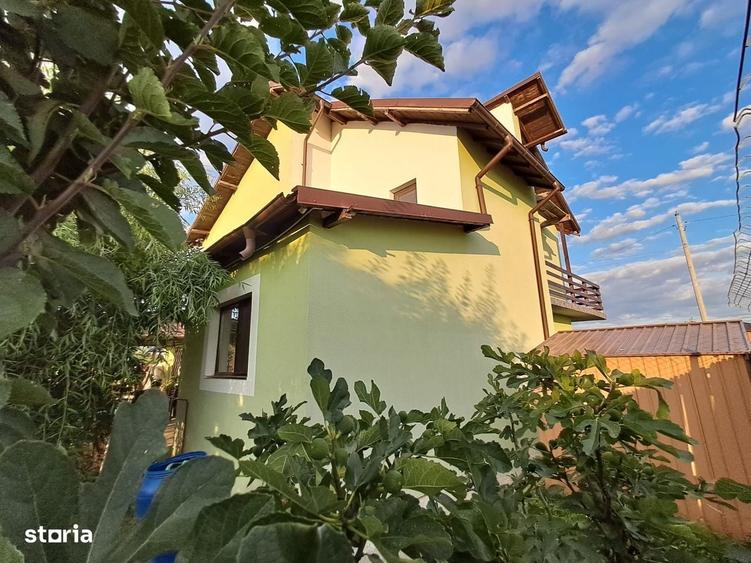 Casă cu 4 camere în Geamăna