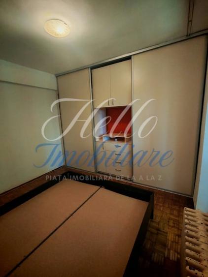 Apartament cu 2 camere decomandat în Gruia