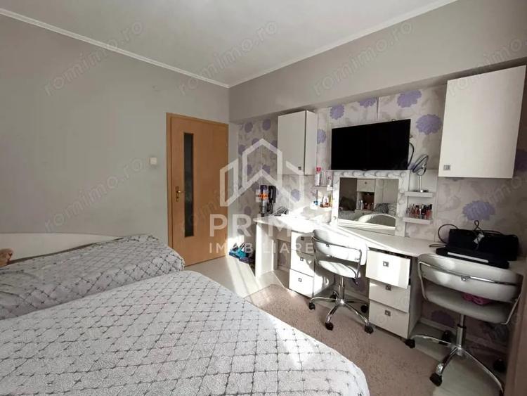 Apartament cu 3 camere semidecomandat în Ultracentral