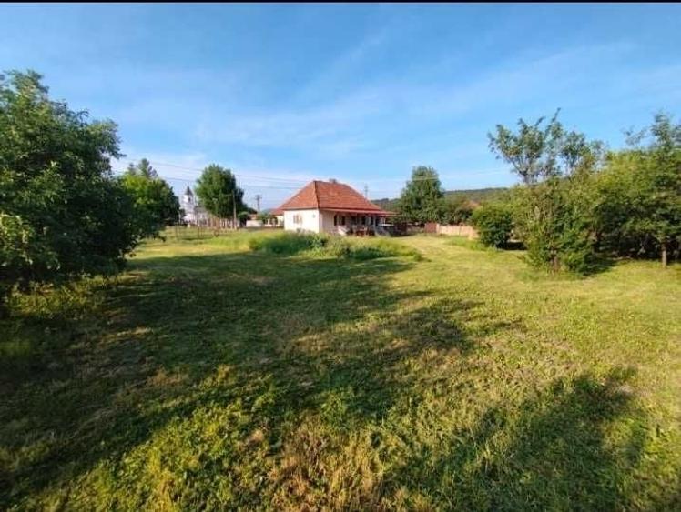 Casă cu 2 camere în Românași
