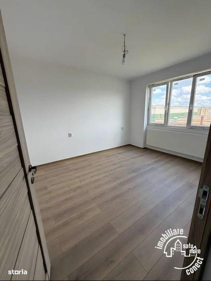 Apartament cu 3 camere decomandat în Micro 16