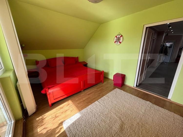 Casă individuală cu 7 camere cu Canalizare în Jucu de Sus