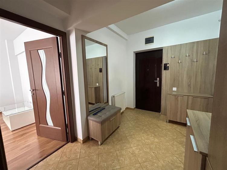 Apartament cu 2 camere decomandat, mobilat în Burdujeni