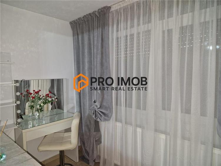 Apartament cu 2 camere decomandat, mobilat în Micro 14