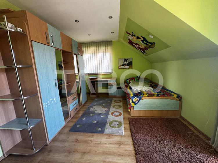 Duplex cu 5 camere cu Canalizare în Turnișor