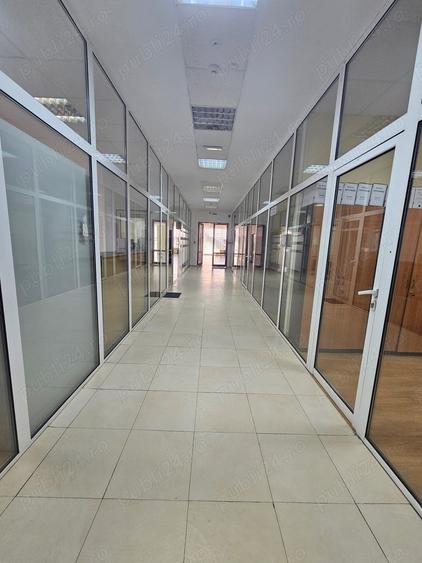Spațiu comercial, de 9,500 mp, în Central