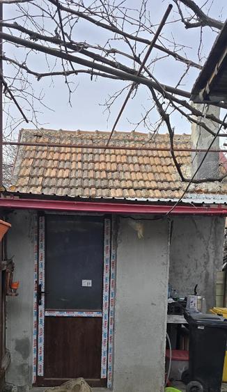 Casă cu Teren 150 Mp în Central