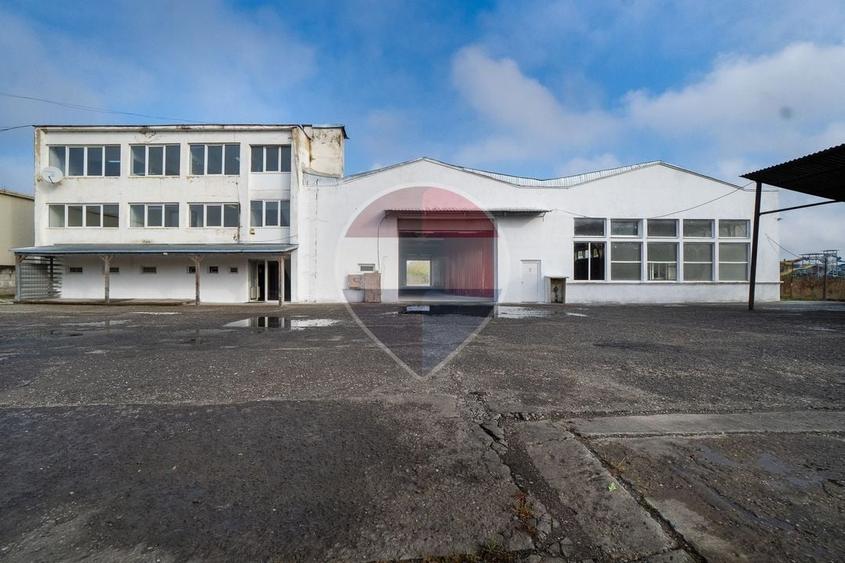 Spațiu industrial, de 1,660 mp, în Bartolomeu