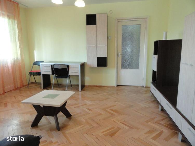 Apartament cu 2 camere în Romanilor
