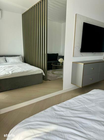 Ultimul etaj. Apus spectaculos. Vibe de penthouse in inima Piperei. - 3
