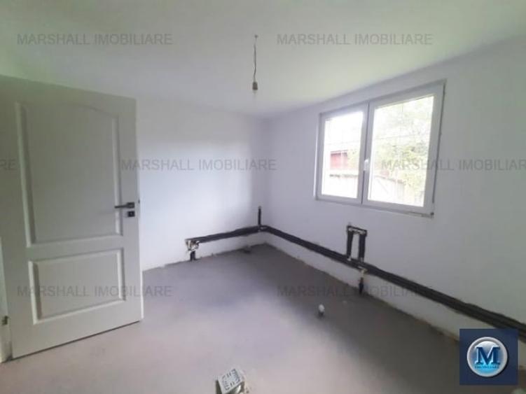 Casă cu 4 camere cu Teren 1500 Mp în Teișani