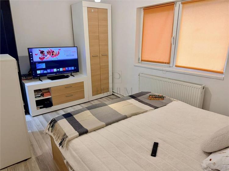 Apartament cu 2 camere semidecomandat, mobilat în Aradului