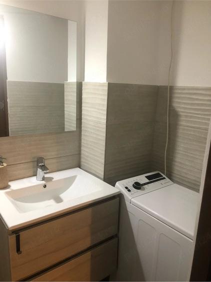 Apartament cu 3 camere decomandat în Păcurari
