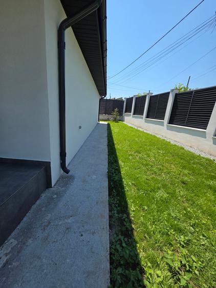 Casă individuală cu 3 camere cu Canalizare în Valu lui Traian