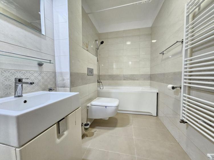 Apartament cu 2 camere semidecomandat, mobilat în Bună Ziua