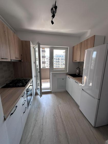 Apartament cu 2 camere semidecomandat în Berceni