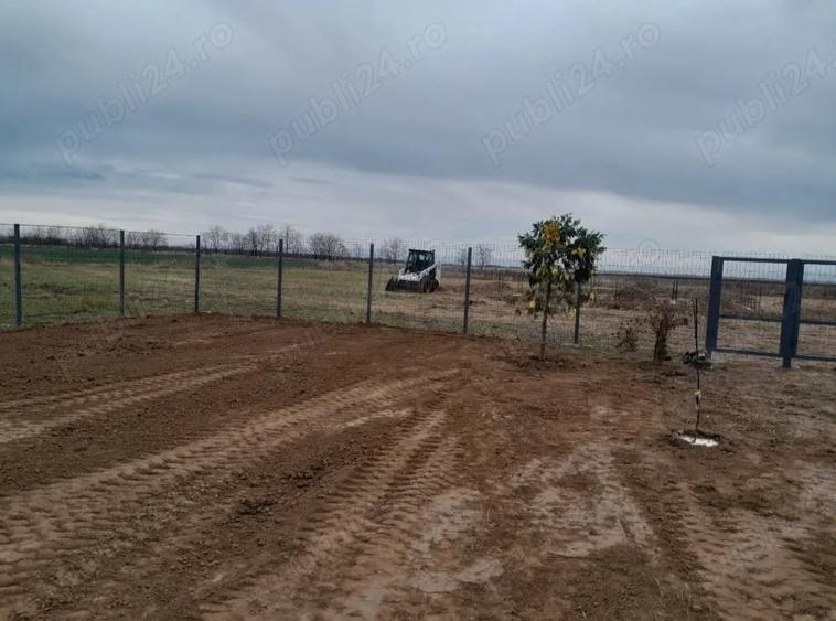 Teren de 821 mp, în Alparea