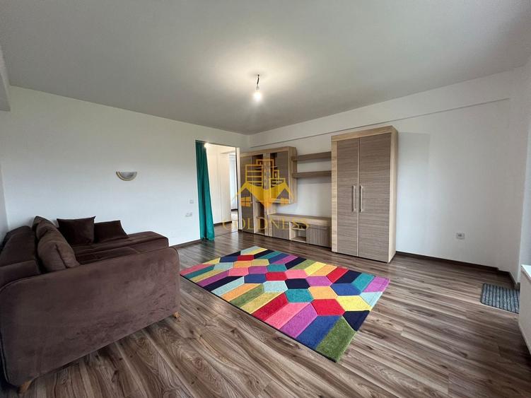 Apartament cu 3 camere decomandat, mobilat în Borhanci